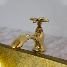 Load image into Gallery viewer, Single Hole Brass Bathroom Faucet - Brass Single Hole Bathroom Faucet