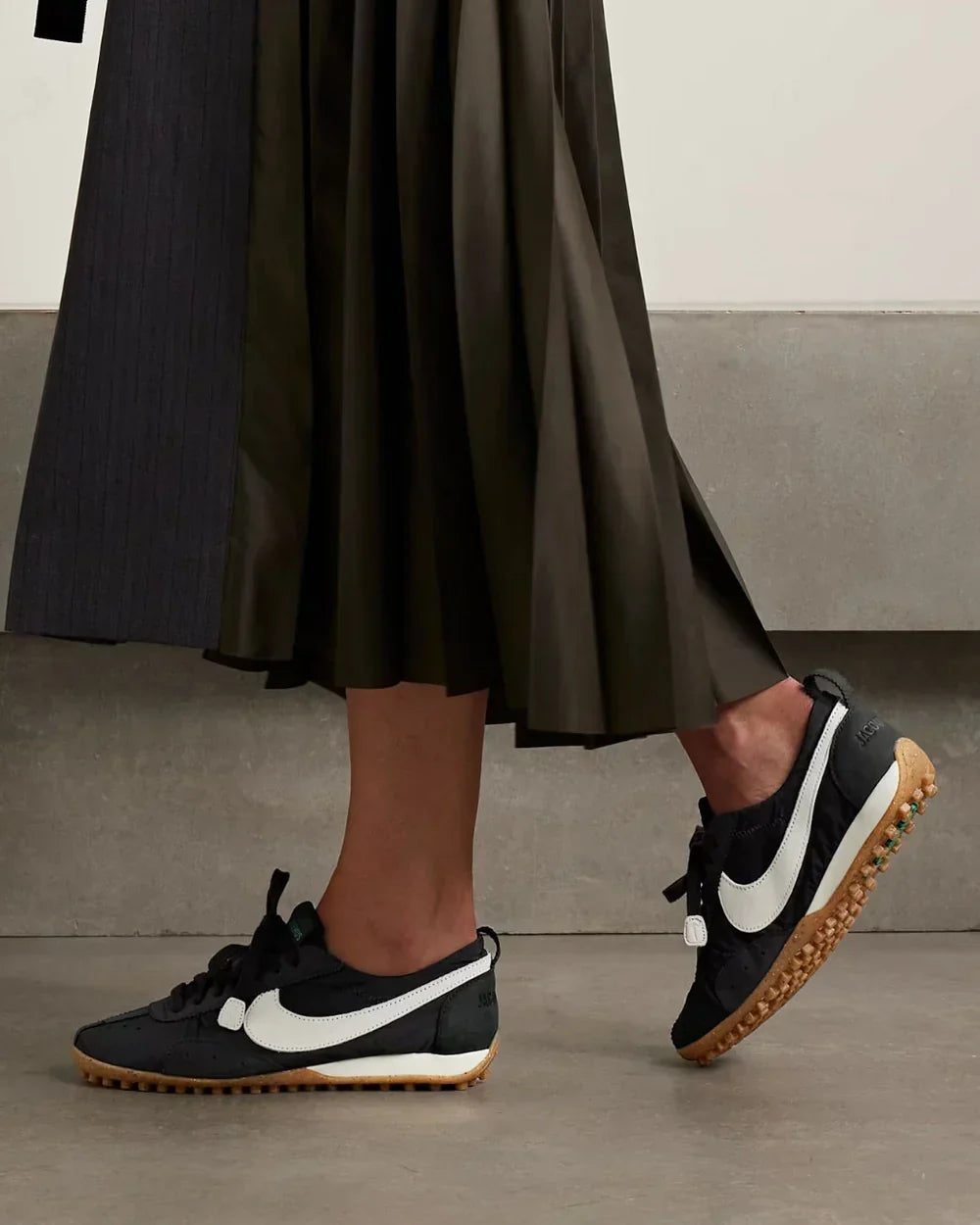 Nike x Jacquemus - Moon (Women's)