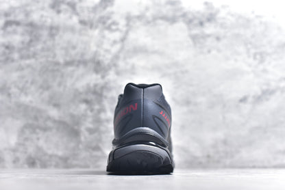 Salomon XT-6 – Retro Outdoor Trail Running Shoe